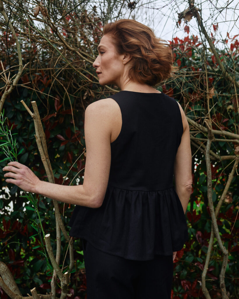 RUFFLE TOP SS26 LINEN BLEND